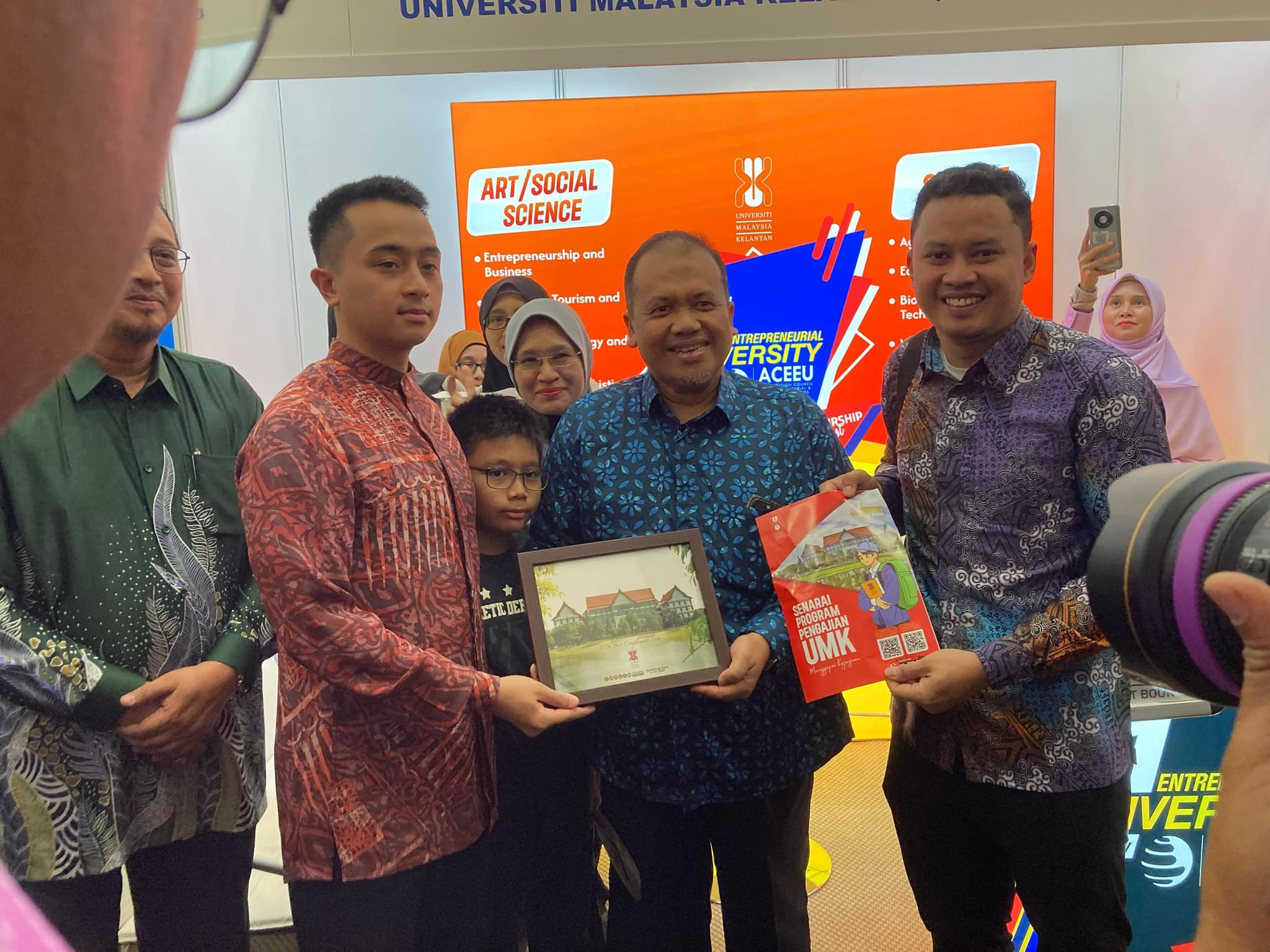 MAJLIS PERASMIAN PROGRAM JOM MASUK U (JMU) 2025 ZON TIMUR