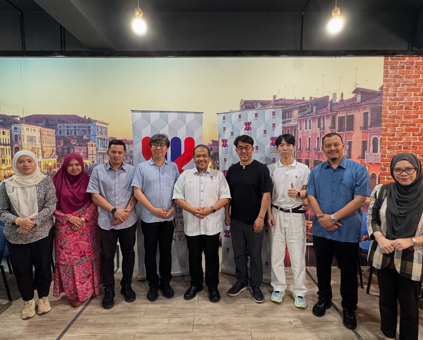 PERBINCANGAN KOLABRASI AKADEMIK ANTARA UNIVERSITI MALAYSIA KELANTAN DAN HANYANG UNIVERSITY ERICA, KOREA