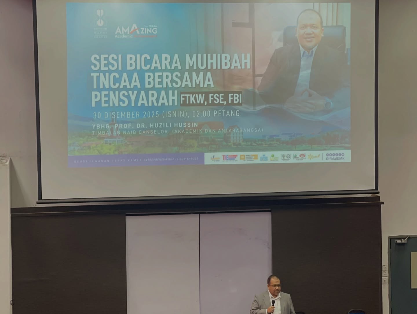 SESI BICARA MUHIBAH BERSAMA PENSYARAH DAN PELAJAR FTKW, FSE DAN FBI